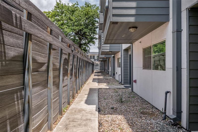 1815 Browder Street, Dallas TX 75215 - Photo 36