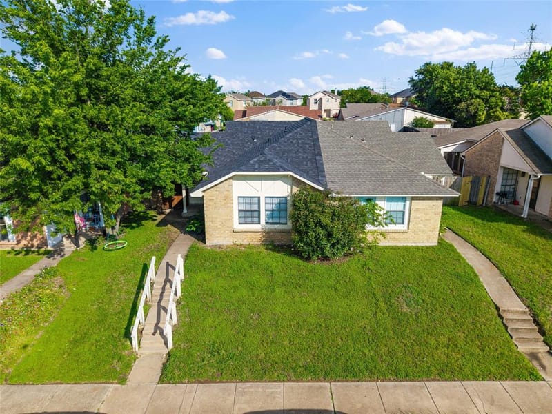 7254 Pineberry Road, Dallas TX 75249 - Photo 3