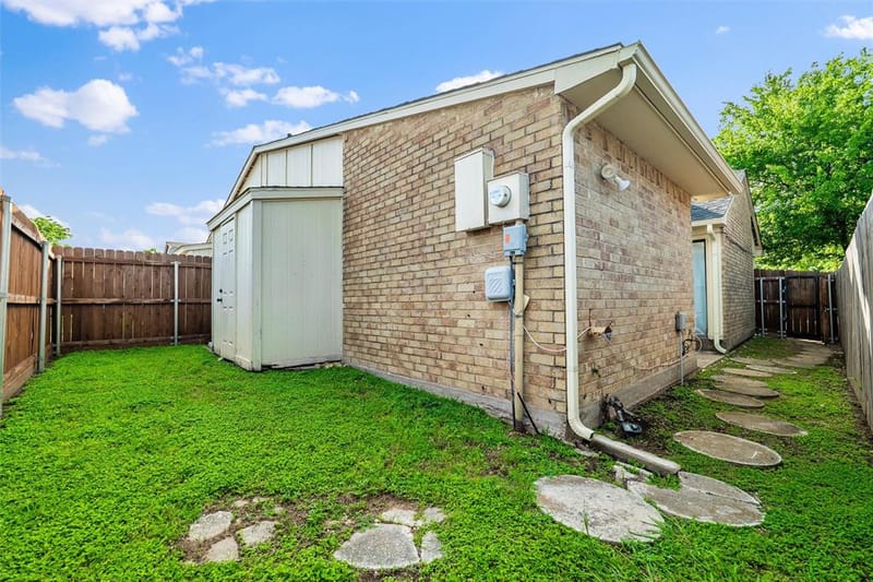 7254 Pineberry Road, Dallas TX 75249 - Photo 32