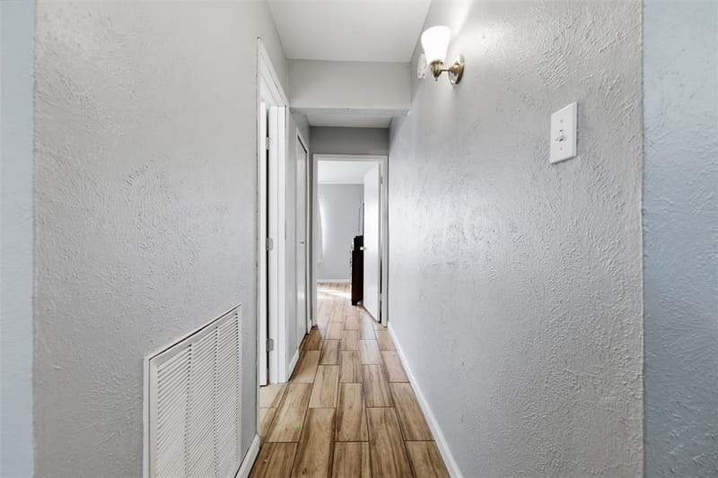7254 Pineberry Road, Dallas TX 75249 - Photo 20
