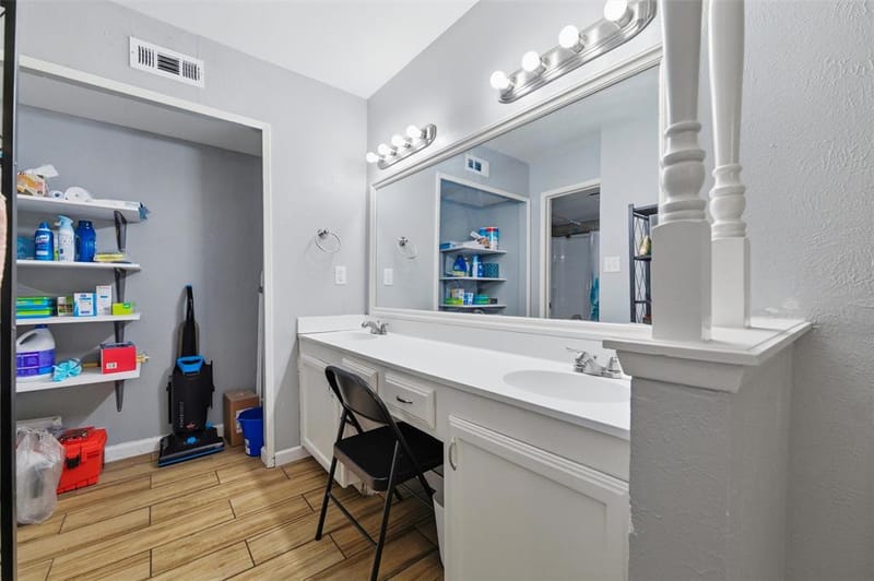 7254 Pineberry Road, Dallas TX 75249 - Photo 29