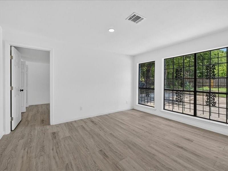 2402 E Overton Road, Dallas TX 75216 - Photo 7