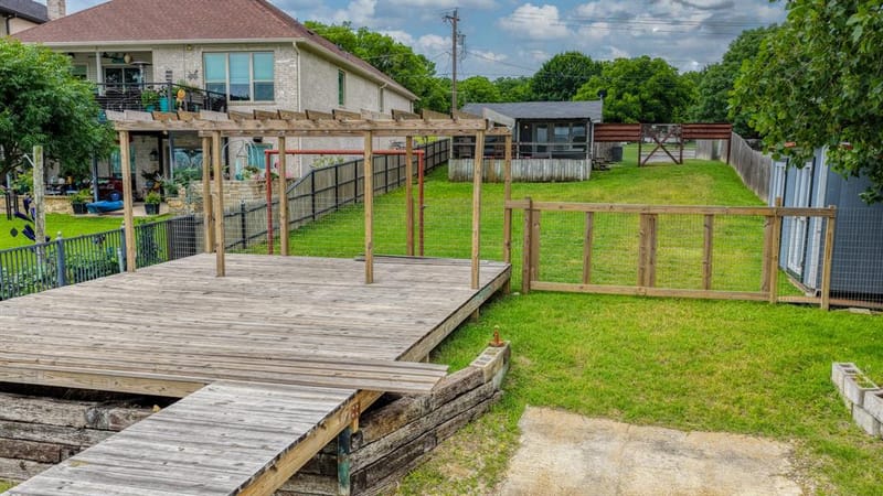 1028 W Lake Drive, Weatherford TX 76087 - Photo 26