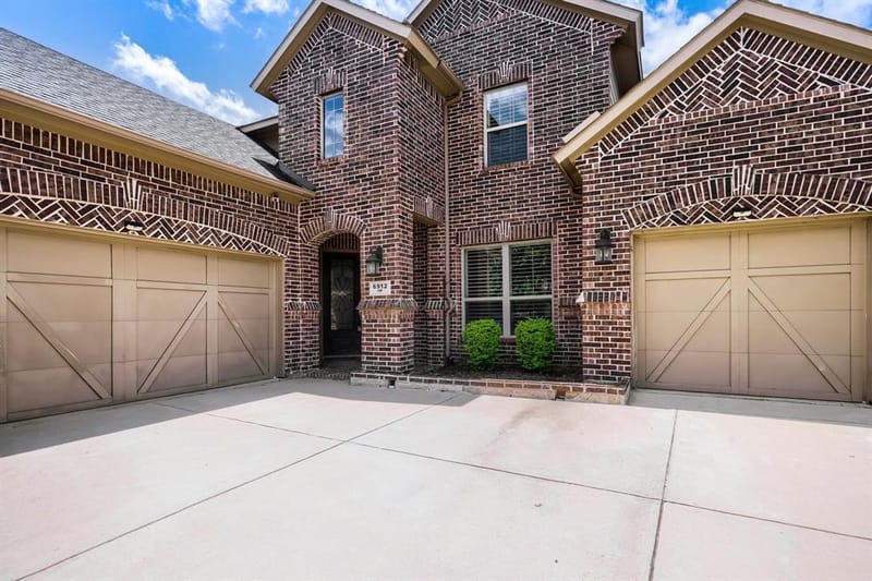 6912 Barolo Drive, Rowlett TX 75088 - Photo 2