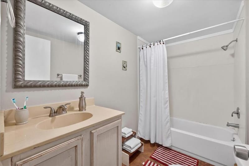 218 Barger Street, Garland TX 75040 - Photo 7
