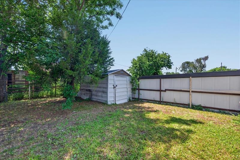 218 Barger Street, Garland TX 75040 - Photo 14