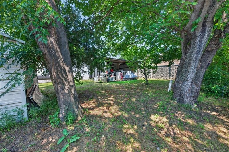 218 Barger Street, Garland TX 75040 - Photo 15