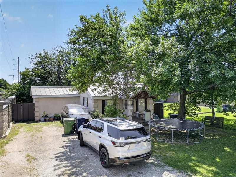 218 Barger Street, Garland TX 75040 - Photo 11