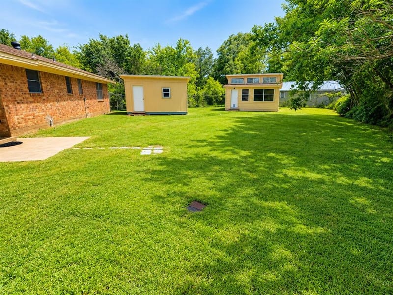 1141 Bowie Street, Sulphur Springs TX 75482 - Photo 11
