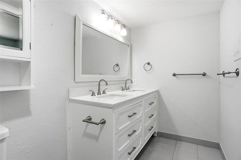 3104 Story Lane, Bedford TX 76021 - Photo 24