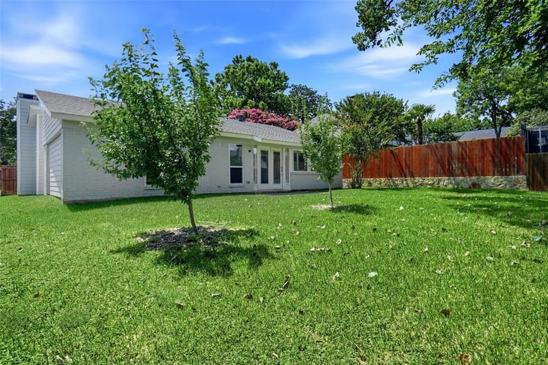 3104 Story Lane, Bedford TX 76021 - Photo 34