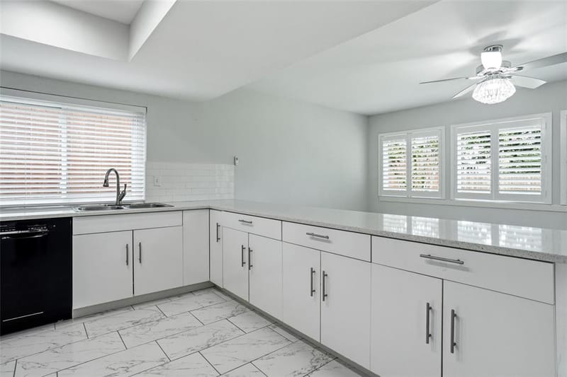 3104 Story Lane, Bedford TX 76021 - Photo 10