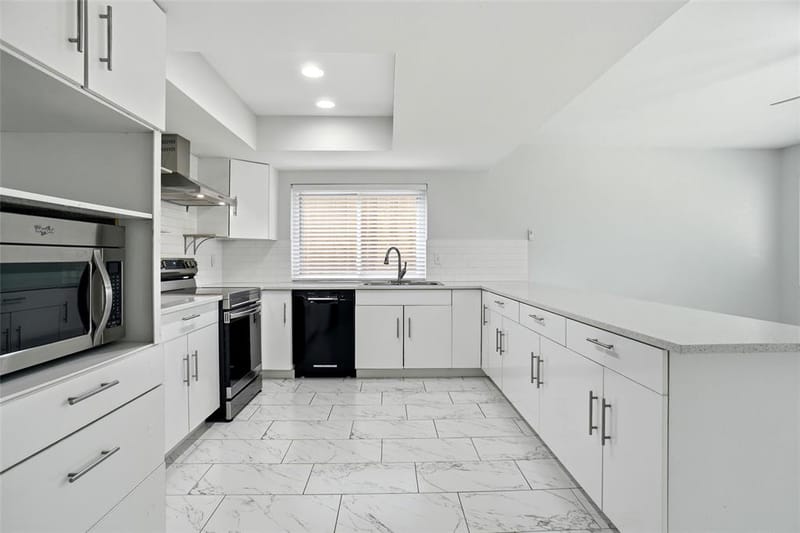 3104 Story Lane, Bedford TX 76021 - Photo 8