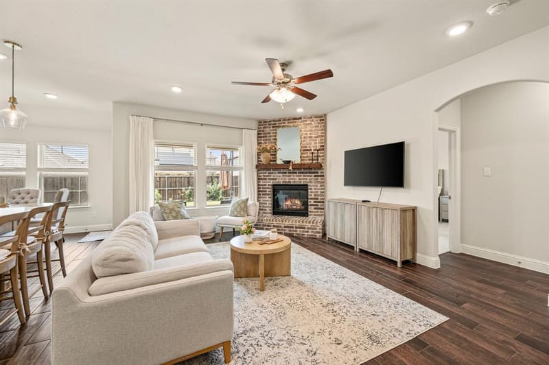 11809 Toppell Trail, Fort Worth TX 76052 - Photo 3