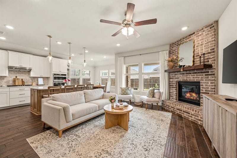 11809 Toppell Trail, Fort Worth TX 76052