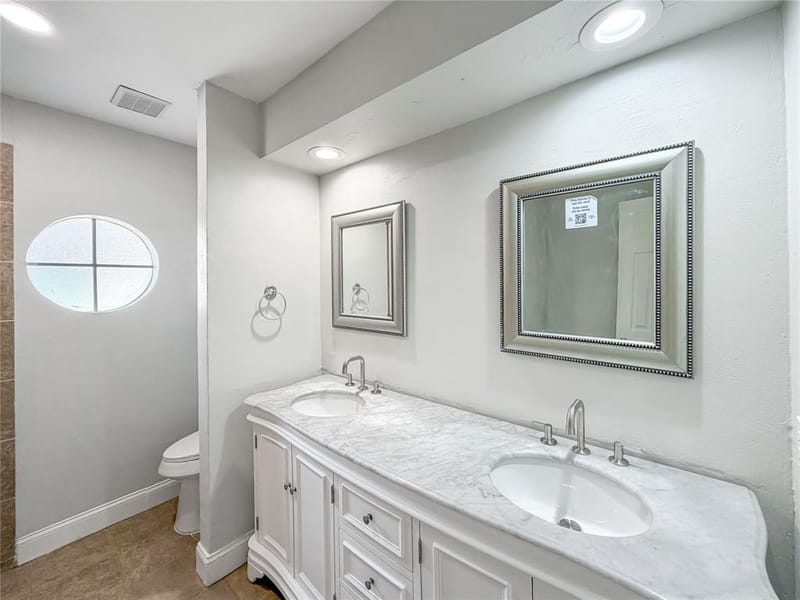 100 W Pleasantview Drive, Hurst TX 76054 - Photo 20