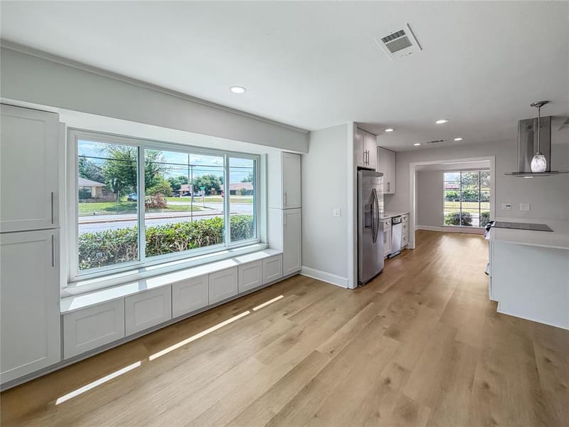 100 W Pleasantview Drive, Hurst TX 76054 - Photo 8