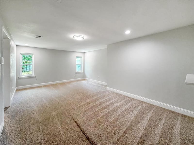100 W Pleasantview Drive, Hurst TX 76054 - Photo 21