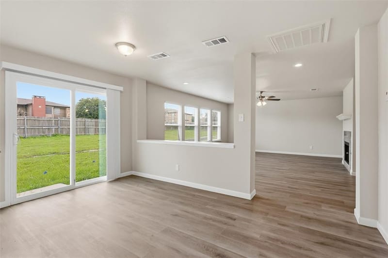 7301 Moon Ridge Court, Fort Worth TX 76133 - Photo 8