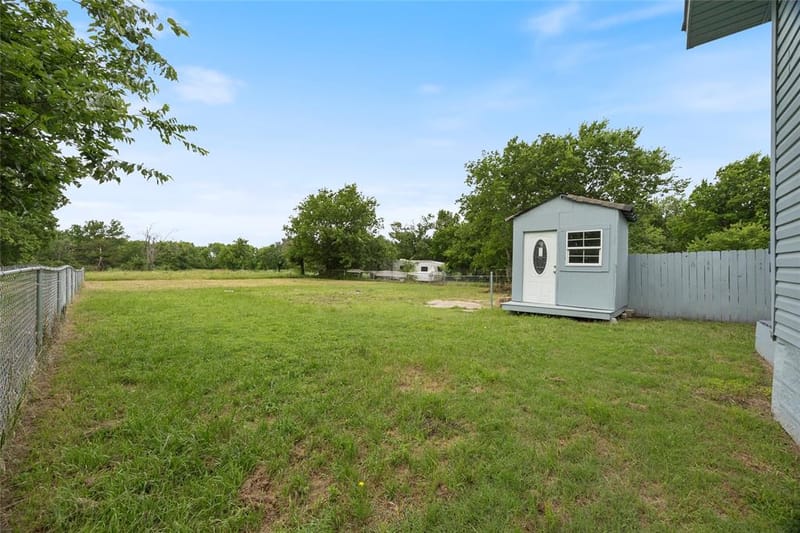 4305 Templeton Street, Greenville TX 75401 - Photo 27