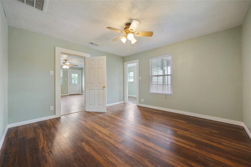 4305 Templeton Street, Greenville TX 75401 - Photo 18
