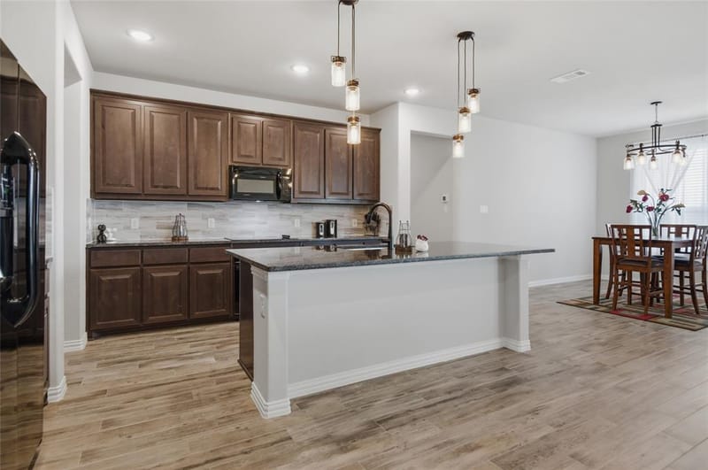 6343 Rustic Edge Street, Godley TX 76044 - Photo 14
