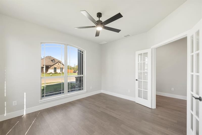11 Grouse Circle, Sanger TX 76266 - Photo 5