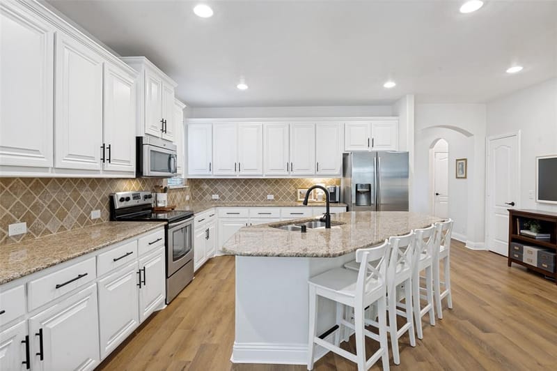 107 Meadow View Drive, McKinney TX 75071 - Photo 7