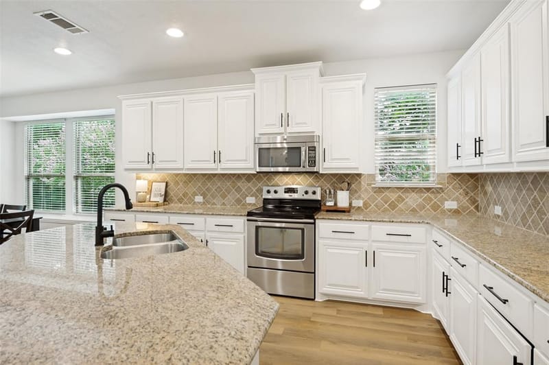 107 Meadow View Drive, McKinney TX 75071 - Photo 10