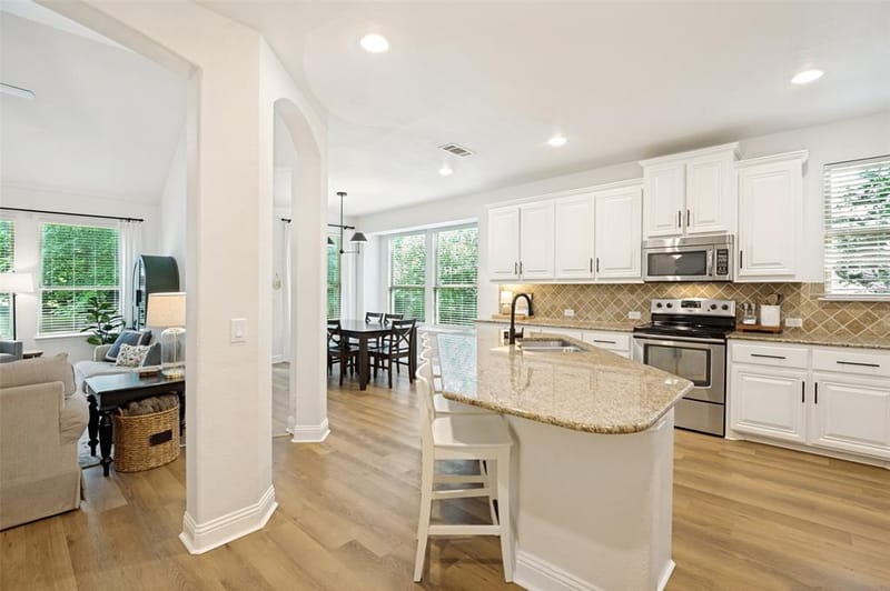 107 Meadow View Drive, McKinney TX 75071 - Photo 11