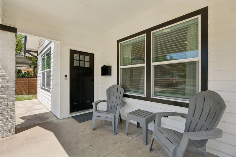 1008 S Oak Cliff Boulevard, Dallas TX 75208 - Photo 2