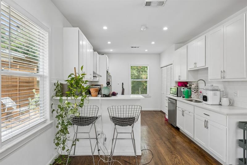 1008 S Oak Cliff Boulevard, Dallas TX 75208 - Photo 7