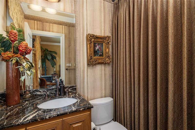 2713 Calder Court, Fort Worth TX 76107 - Photo 29