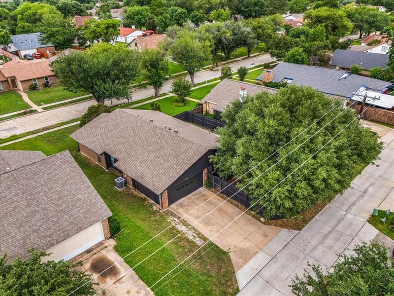 3120 Mayfair Drive, Carrollton TX 75007 - Photo 7
