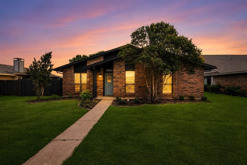 3120 Mayfair Drive, Carrollton TX 75007