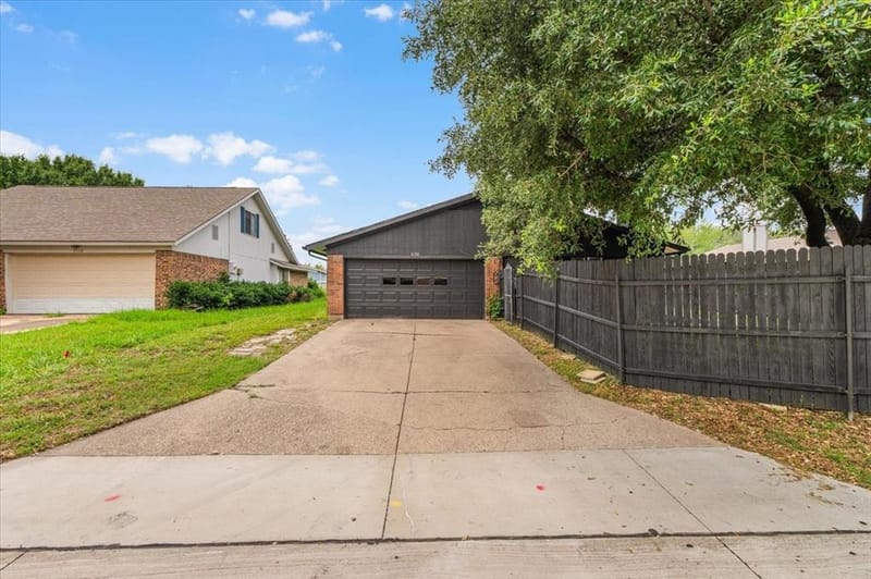 3120 Mayfair Drive, Carrollton TX 75007 - Photo 8