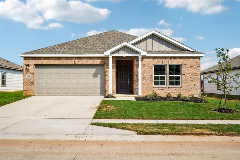 356 Declan Street, Springtown TX 76082
