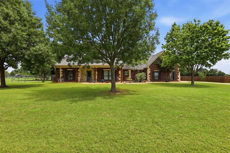 2421 Pecan Springs Road, Cleburne TX 76031 - Photo 3