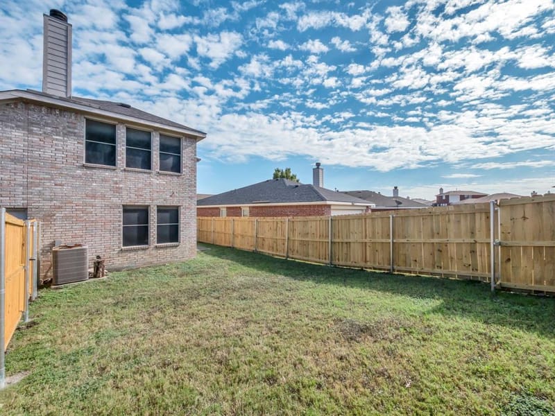2917 Mayfair Lane, Lancaster TX 75134 - Photo 38