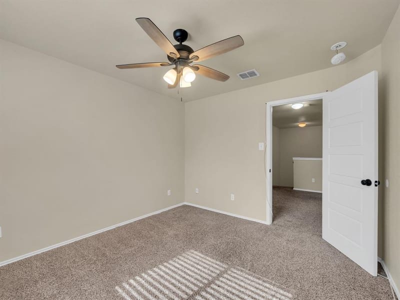 2917 Mayfair Lane, Lancaster TX 75134 - Photo 31