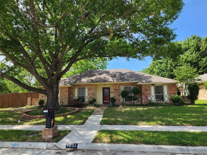 1201 Dandelion Drive, Garland TX 75043