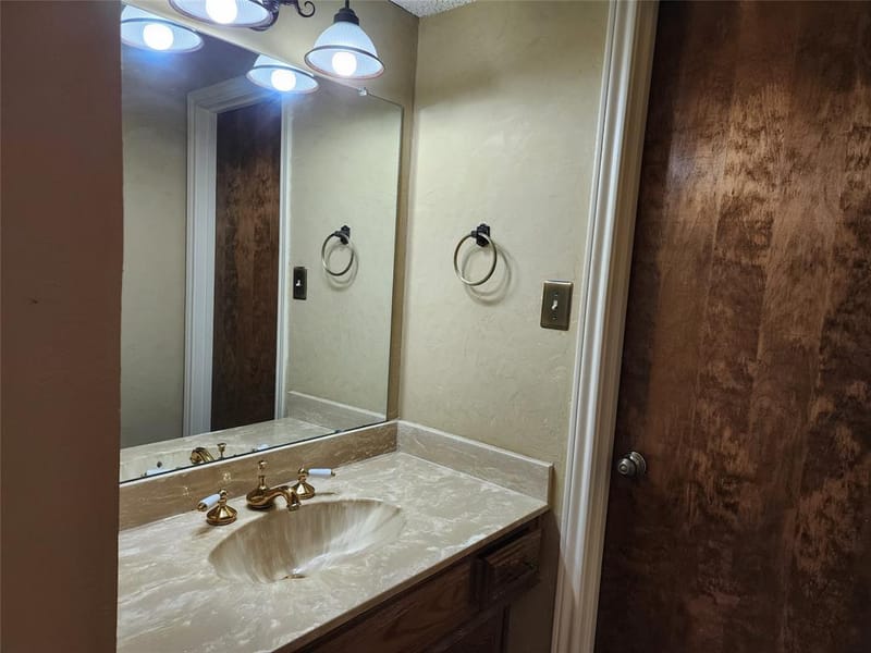 1201 Dandelion Drive, Garland TX 75043 - Photo 19