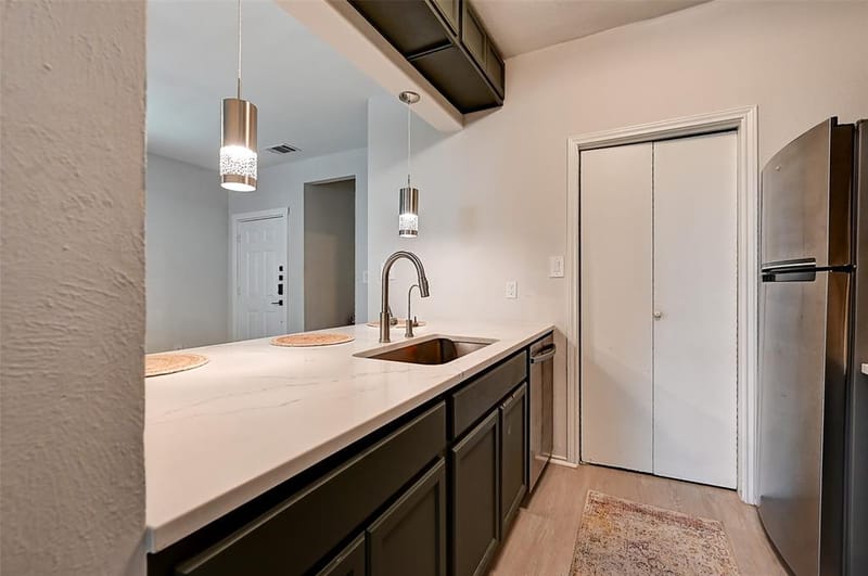 7340 Skillman Street # 808, Dallas TX 75231 - Photo 9