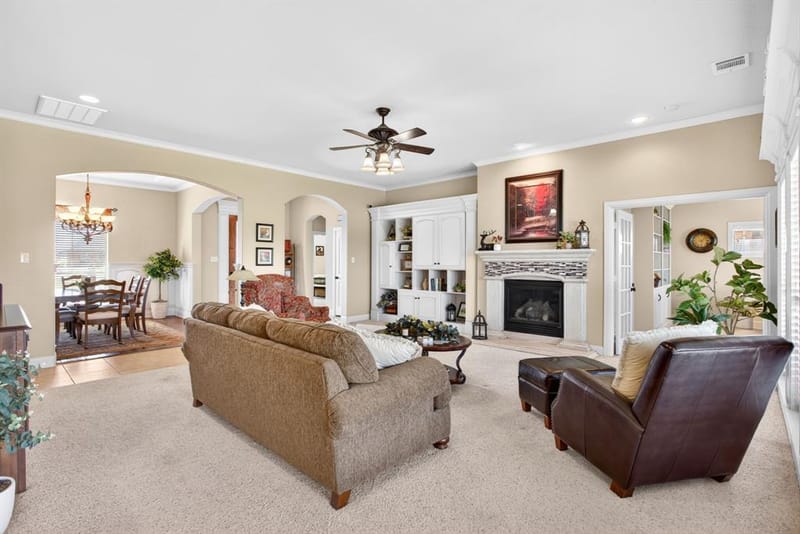 7233 Granville Drive, Mansfield TX 76063 - Photo 6