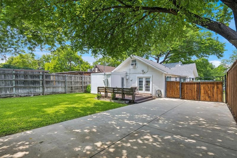 3821 W 5th Street, Fort Worth TX 76107 - Photo 23