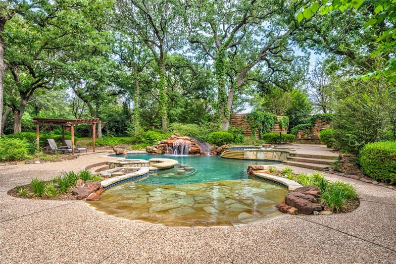 3905 Rothschild Drive, Flower Mound TX 75022 - Photo 5