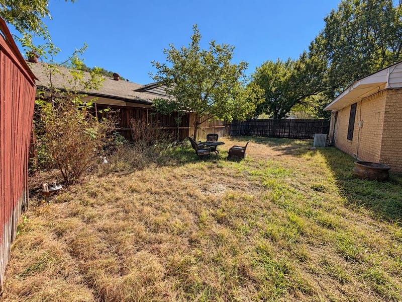 10505 Ferguson Road, Dallas TX 75228 - Photo 18