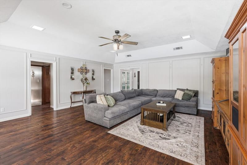 2008 Iron Horse Court, Arlington TX 76017 - Photo 7