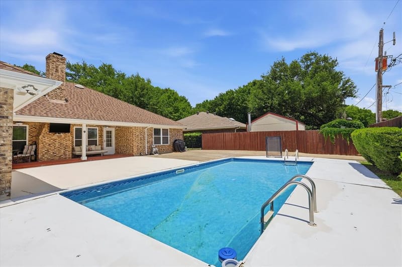2008 Iron Horse Court, Arlington TX 76017 - Photo 32