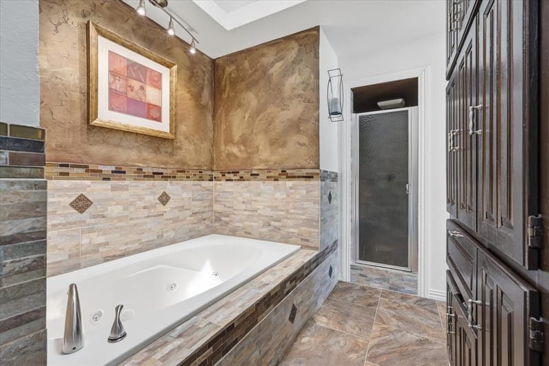 2008 Iron Horse Court, Arlington TX 76017 - Photo 19